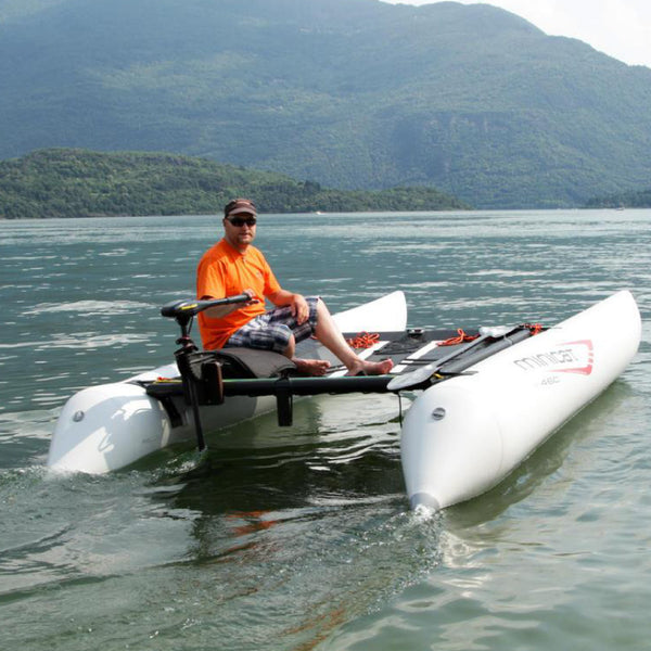 MiniCat 420 being used as a tender